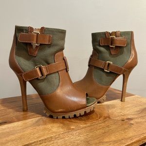 Tory Burch Oren Leather Olive Tan Canvas Peep Toe Stiletto Pump Bootie 8.5